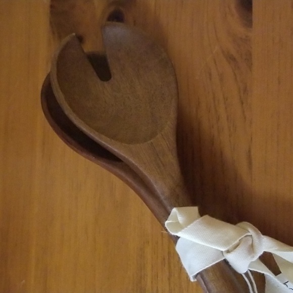 Wooden salad tong spoon set NWT - Picture 2 of 4
